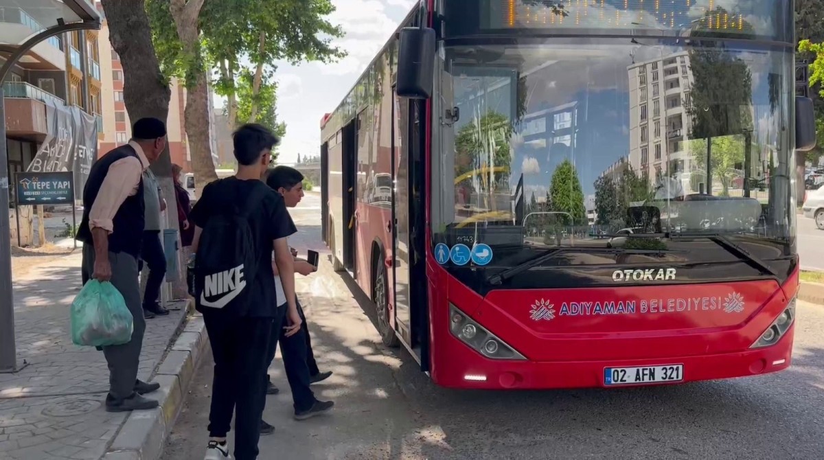 Adıyaman Belediyesi’nden YKS Adaylarına Ücretsiz Ulaşım Desteği