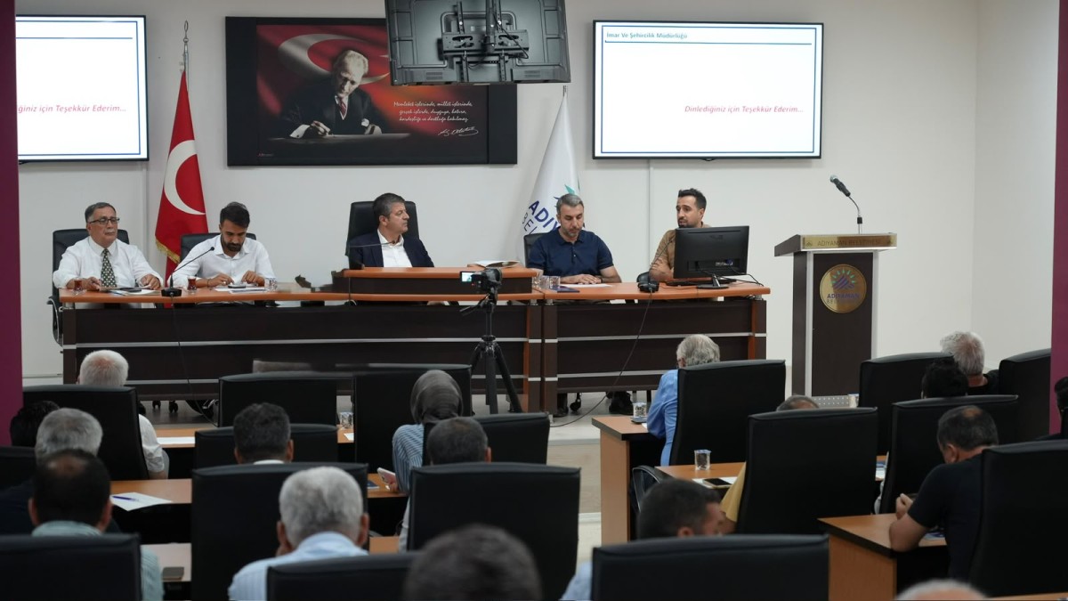 Adıyaman Belediyesi’nden YKS’de Başarılı Öğrencilere Nakdi Eğitim Desteği  İlk 50 Bine Giren Öğrencilere 8 Bin İle 16 Bin TL Arasında Destek Verilecek