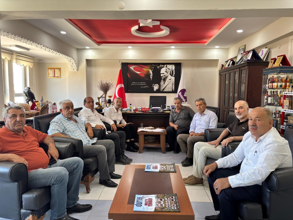 Malatya'da Yeni Parti'ye Katılımlar Sürüyor: Arapgir Belediye Başkanı ve Meclis Üyeleri de Katıldı