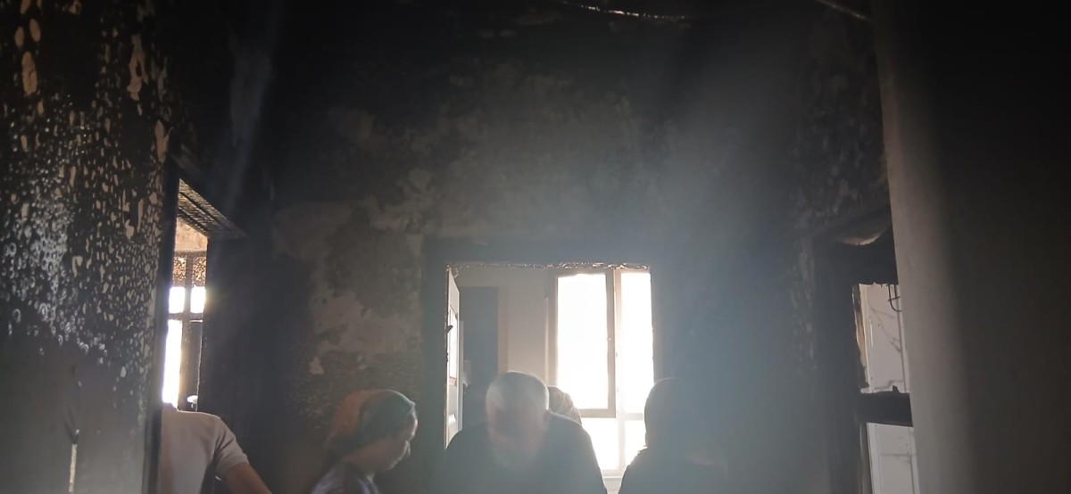 Yangında Evi Kül Olan Ramazan Çetinkaya Yardım Bekliyor Tek Umudu Hayırseverlerin Desteği Oldu