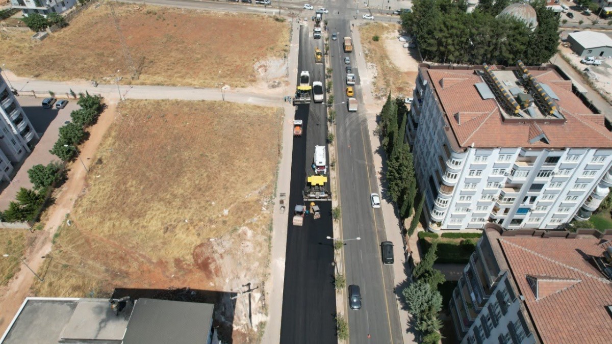 3. Çevre Yolu’nda Kuzey Bölümünde Asfalt Çalışmaları Tamamlandı Başkan Tutdere: “Adıyaman’ınımızın Ulaşım Altyapısını Adım Adım Güçlendiriyoruz.”