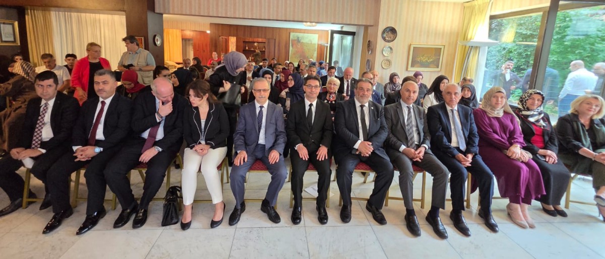 Münih'te 15 Temmuz'da Tek Yürek: Demokrasi ve Milli İrade Mesajı