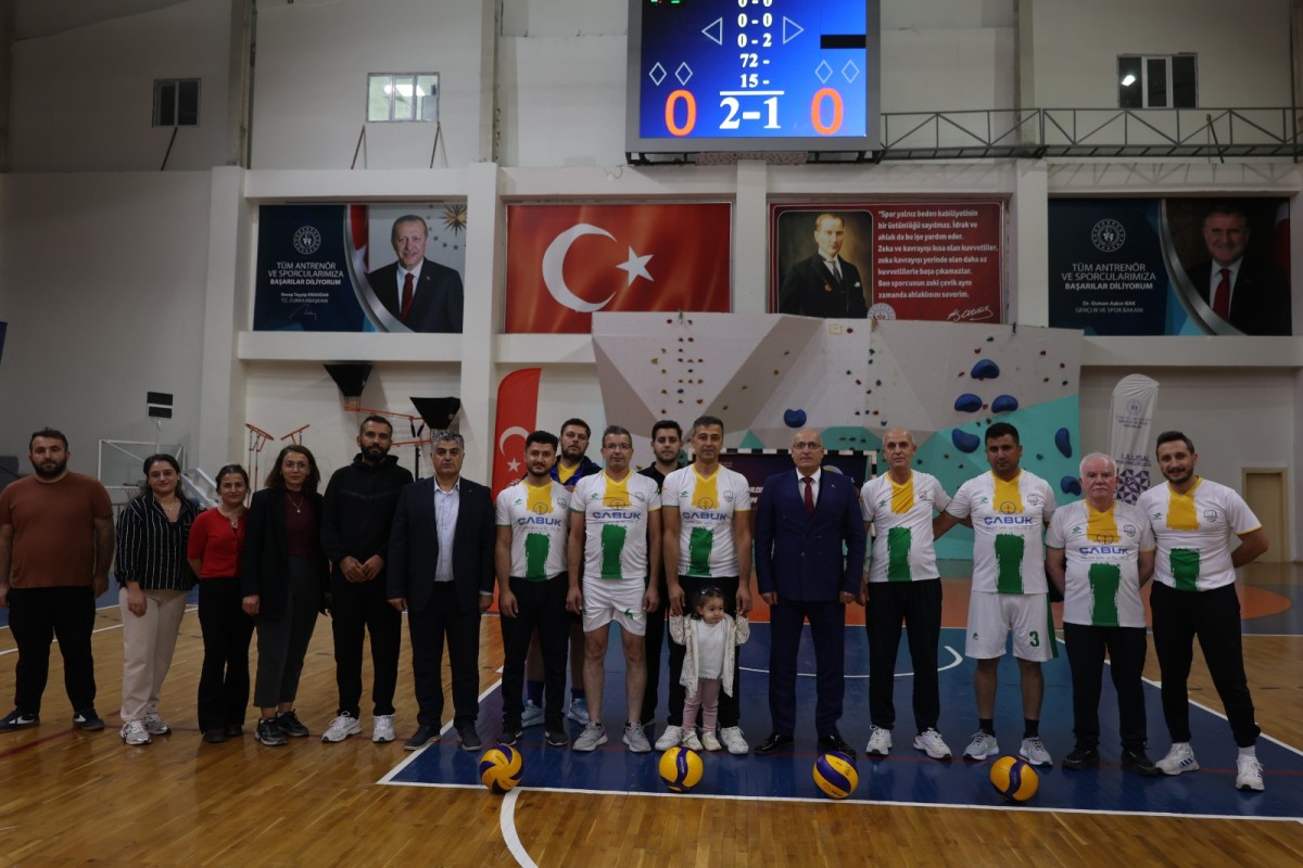 Kamu Spor Oyunları Voleybol Turnuvası’nda Şampiyon Millî Eğitim Müdürlüğü